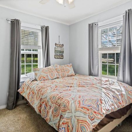 The Fifth Promise - A Cozy Lakehouse Retreat Chipley Bagian luar foto