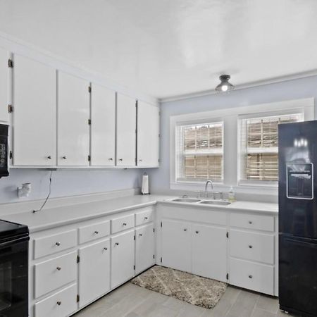 The Fifth Promise - A Cozy Lakehouse Retreat Chipley Bagian luar foto