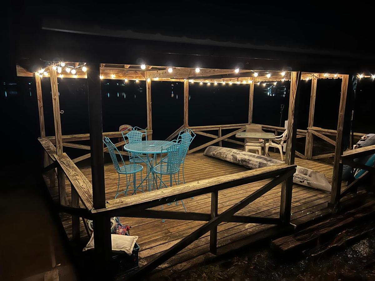 The Fifth Promise - A Cozy Lakehouse Retreat Chipley Bagian luar foto